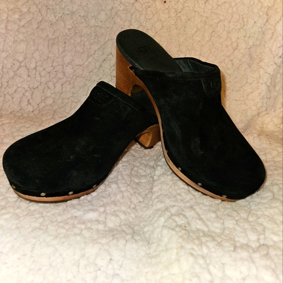 UGG black suede studded stacked heel clog mules 6 - Picture 1 of 3